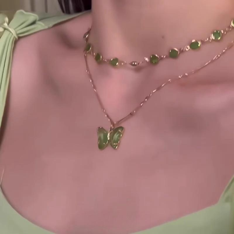Green Butterfly Double-layer Stacked Necklace Women's Light Luxury Niche High-end Neck Chain Fashionable and Exquisite Versatile Collarbone Chain