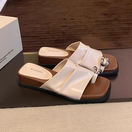 

Летние новые сандалии на танкетке, увеличивающие рост см~ французская металлическая пряжка, складная ширина, с закрытым носком, на танкетке, женские летние 35