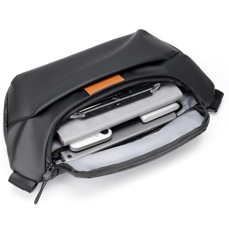 New men's messenger bag breast bag