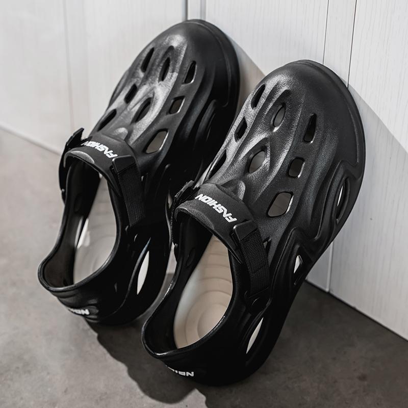 New Mens EVA Water Proof Shoes Summer Men's Solid Colors Hollow Slippers Men Slip-on Soft Sandals Man Outdoor Non-Slip Slides