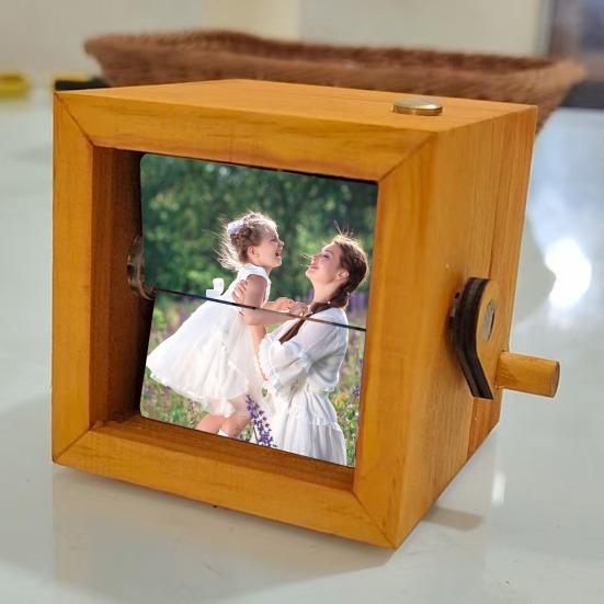 Personalizovaná animovaná krabička na flipbook s vestavěným osvětlením, ručně ovládané fotoalbum pro 8/16 fotografií, dřevěný rám, jedinečný dárek pro vzpomínky a domov