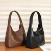 Large Capacity Bag Women's New Autumn and Winter Soft Leather Bucket Bag Commuter Tote Bag College Student Class Shoulder Bag