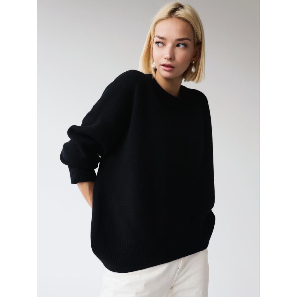 2025 Autumn Winter Women's Thick Knit Sweater, Round Neck Oversized Pullover for Versatile Styling, Comfortable Loose Fit Top for Layering & Outerwear