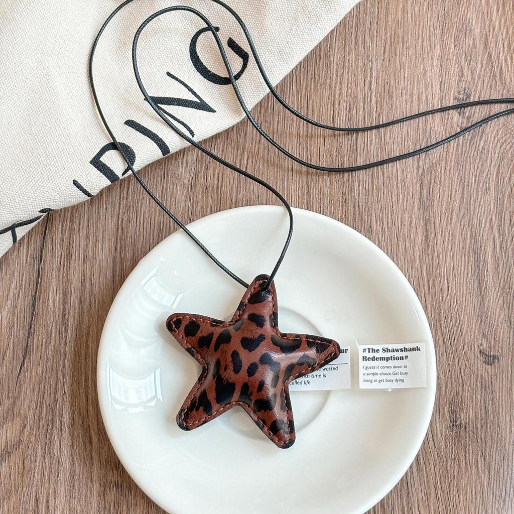 Leopard Print Leather Star & Heart Pendant Necklace - Fashionable, Casual, Versatile Sweater Chain Jewelry