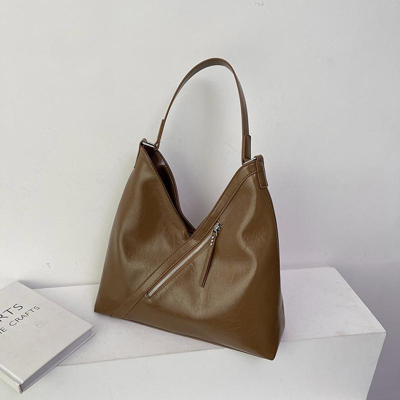 Fashion Versatile Commute Underarm Bags Women Leisure Large Capacity Zippers Decorate Handbag Simple Pu Leather Shoulder Bag