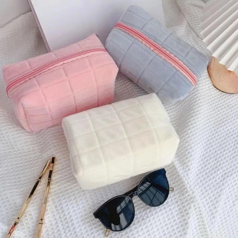 Cosmetic Organizer Bag Fit Travel Use Offers Storage for Toiletries Suits Daily Beauty Needs Sweet Storage Bag