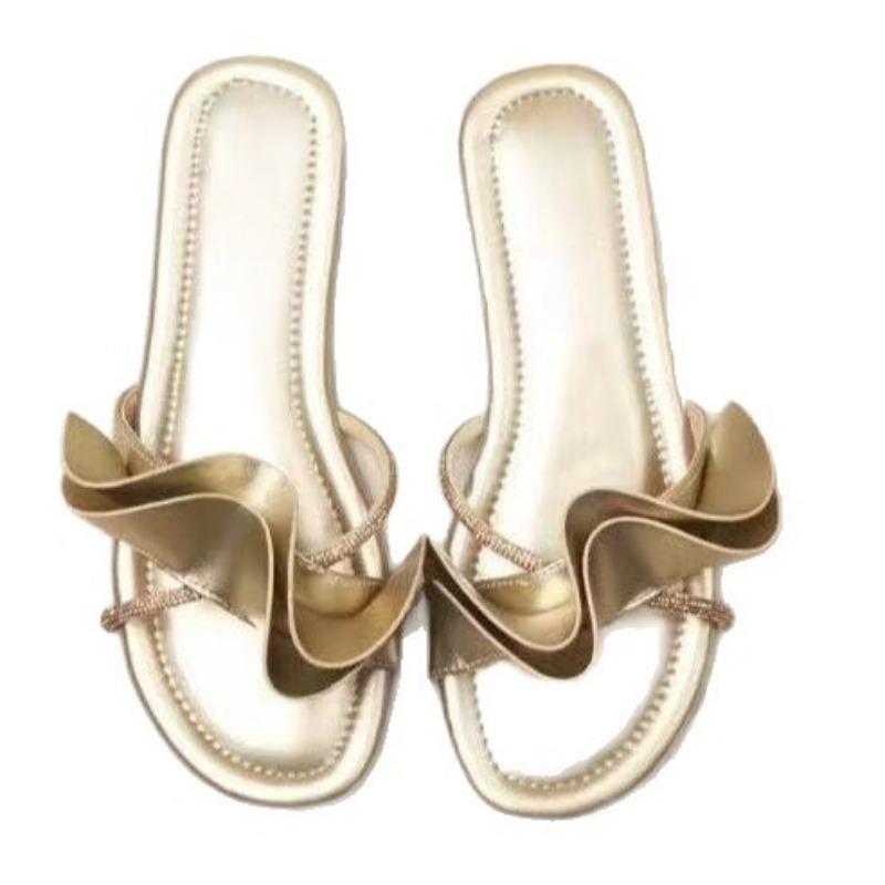 Flat-bottomed lotus leaf slippers women's summer wear high-end new golden one-word sandals