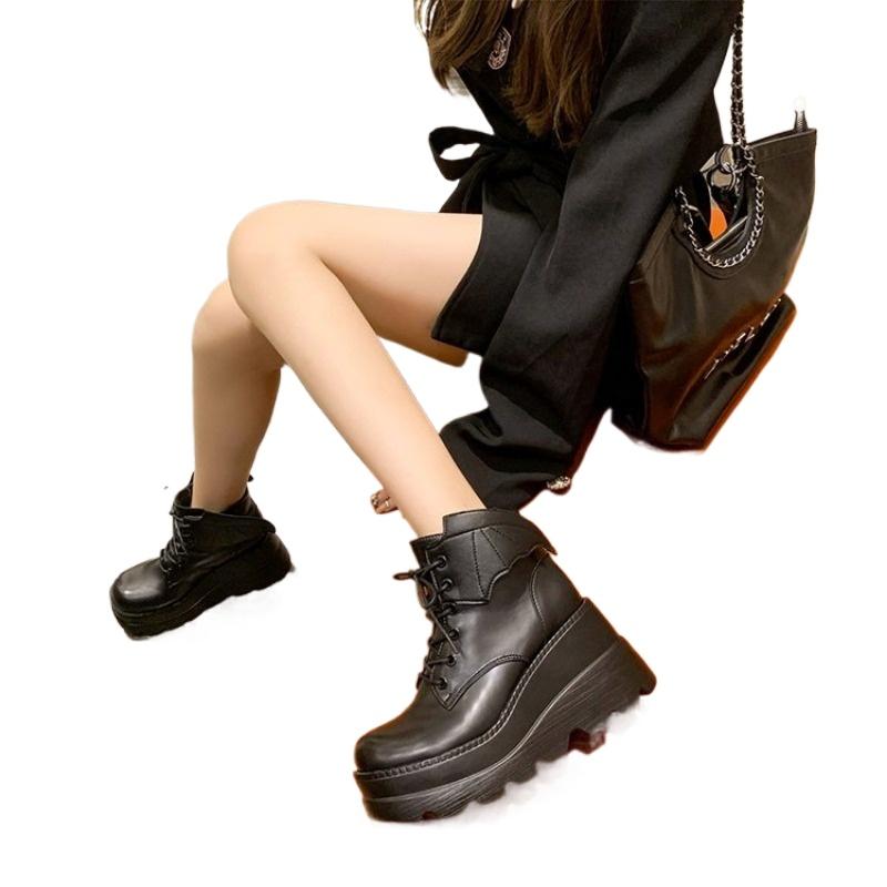 Značka Dámské Boty Zima Nové Punk Goth Dámské Boty Ležérní Šněrovací Boty na platformě 43 Velká velikost Módní Party Dámská obuv