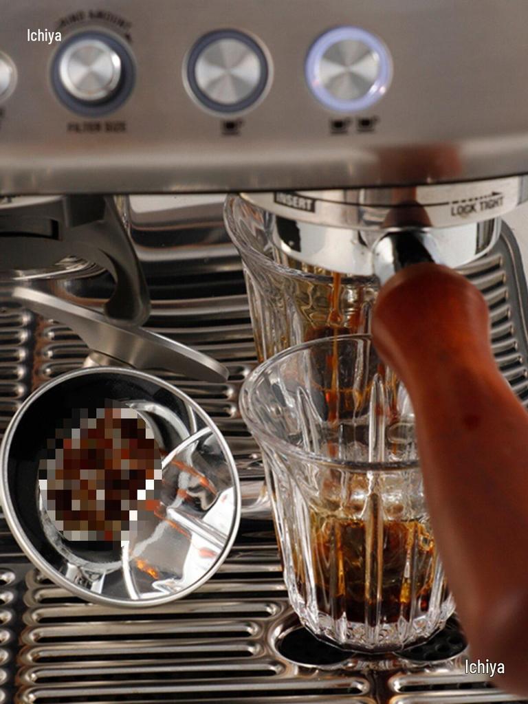 Multidirectional Reflective Sight Glass for Italian Coffee Machines - Bottomless Portafilter with Flow Rate Observation