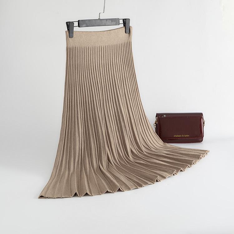 Autumn 2022 A-Line Knitted Midi Skirt: Lu Gong Style Flared Slimming Skirt with Pleats