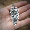 Vintage Punk Style Color Inlaid Zircon Carved Pattern Pendant Necklace, Women's Personalized Trendy Holiday Accessory Gift