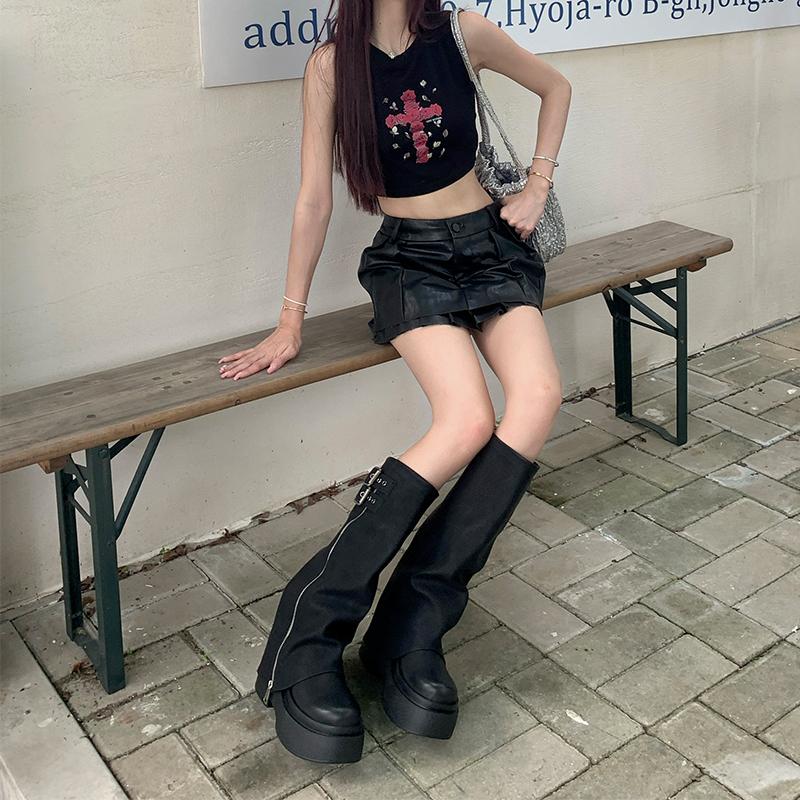 

Ghosn has the same 2025 new thick-soled heightening boots for women, but knee-high small tall knight boots, trouser boots. 39 чёрный