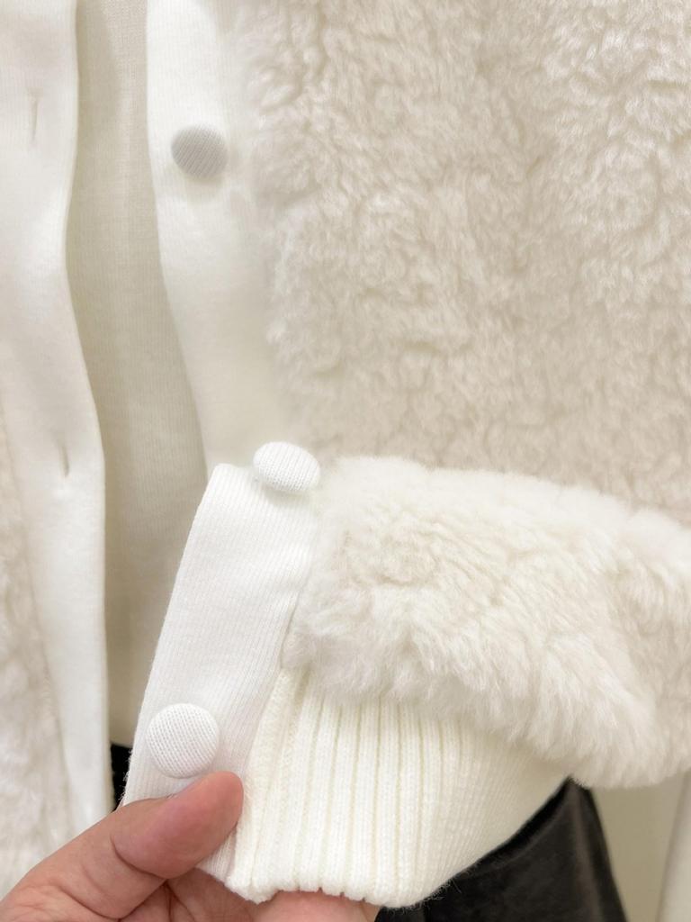 Women's Winter White Knit Vest - High-End, Stylish, Layered, Thickened Plush Patchwork