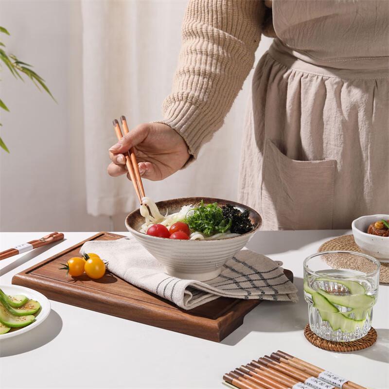 Japanese Style Rosewood Chopsticks Set