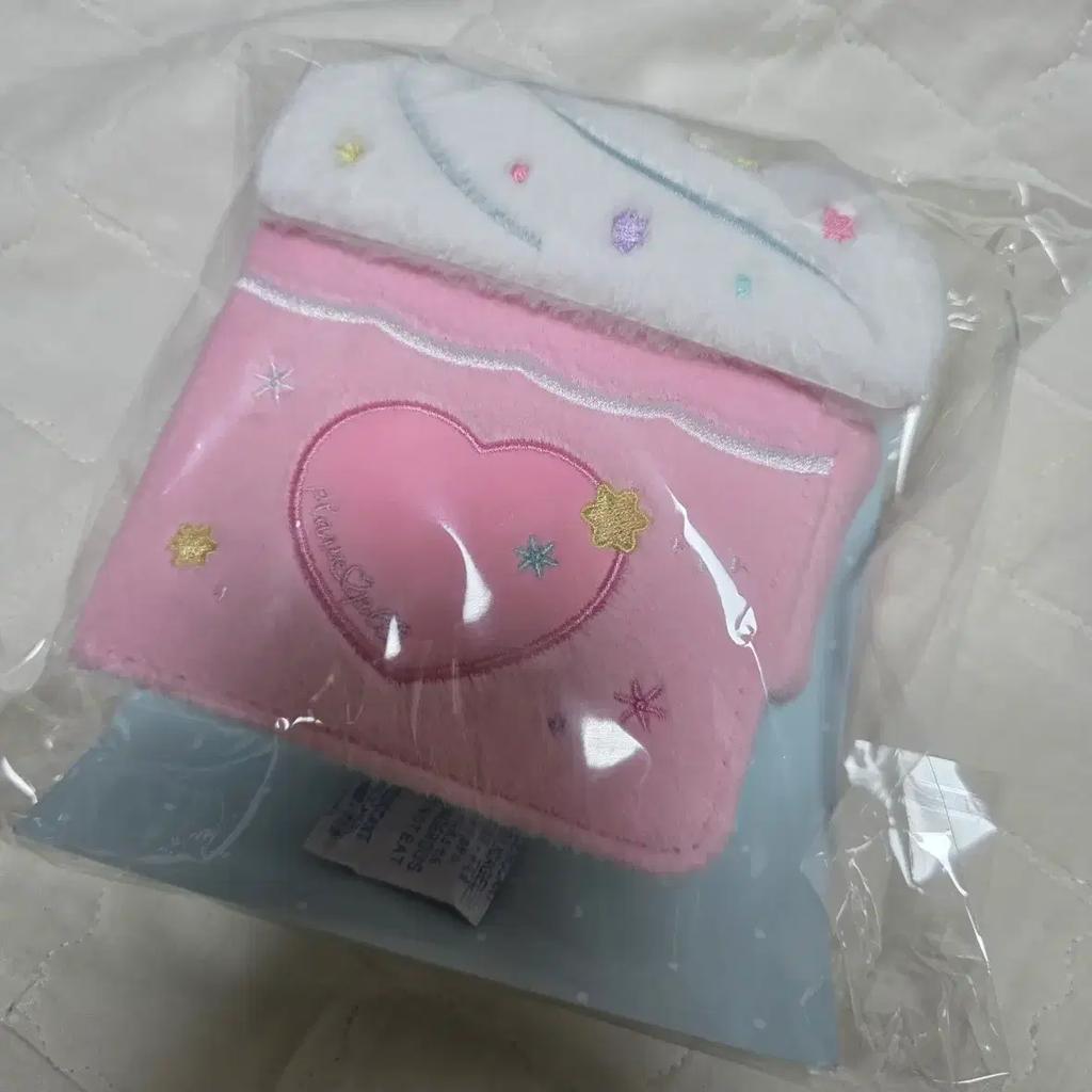 PLAVE BBUU Teacup Binder