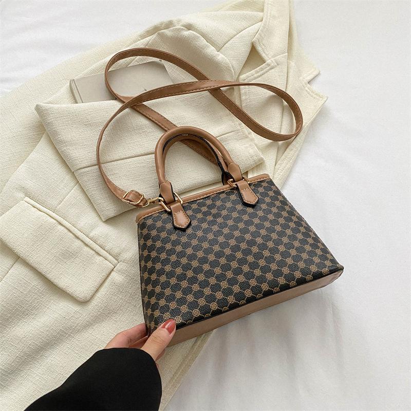 Bags for Women with Niche Korean Style Shoulder Bag Casual Fashionable Crossbody Bag Fashionable Simple Handbag Temperament Small Square Bag