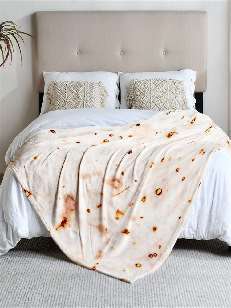 1 piece tortilla-themed beige flannel blanket, soft, suitable for sofa, bed, office, all-season use.