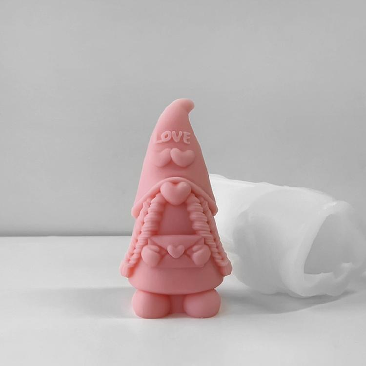 Love Heart Gnome Silicone Mold DIY Table Ornament Tool Scented Candle Mold
