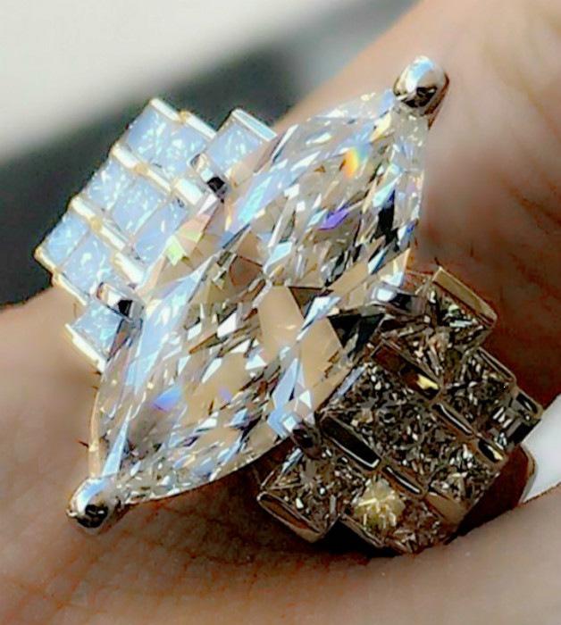 San Jie Women's Marquise Zirconia Banquet Ring – European & American Creative Simulated Diamond Engagement Ring