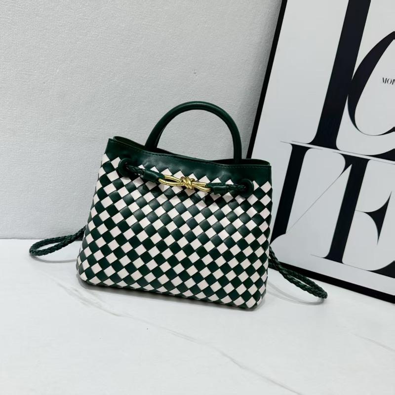 Woven Color Matching Handbag Fashionable Metal Rope Buckle Tote Bag Premium Retro Design Shoulder Messenger Women's Bag