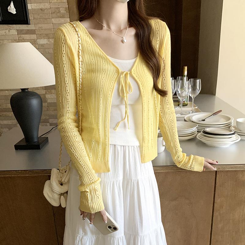 

Корейский атмосферный ажурный вязаный кардиган для женщин на раннюю осень, тонкий дизайн, подтяжка темперамента, полный комплект топов One Size