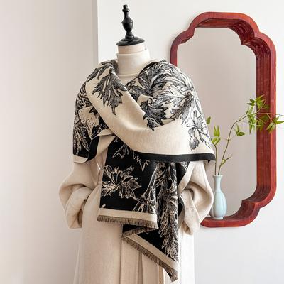 Accessoarer – Halsdukar & Sjalar