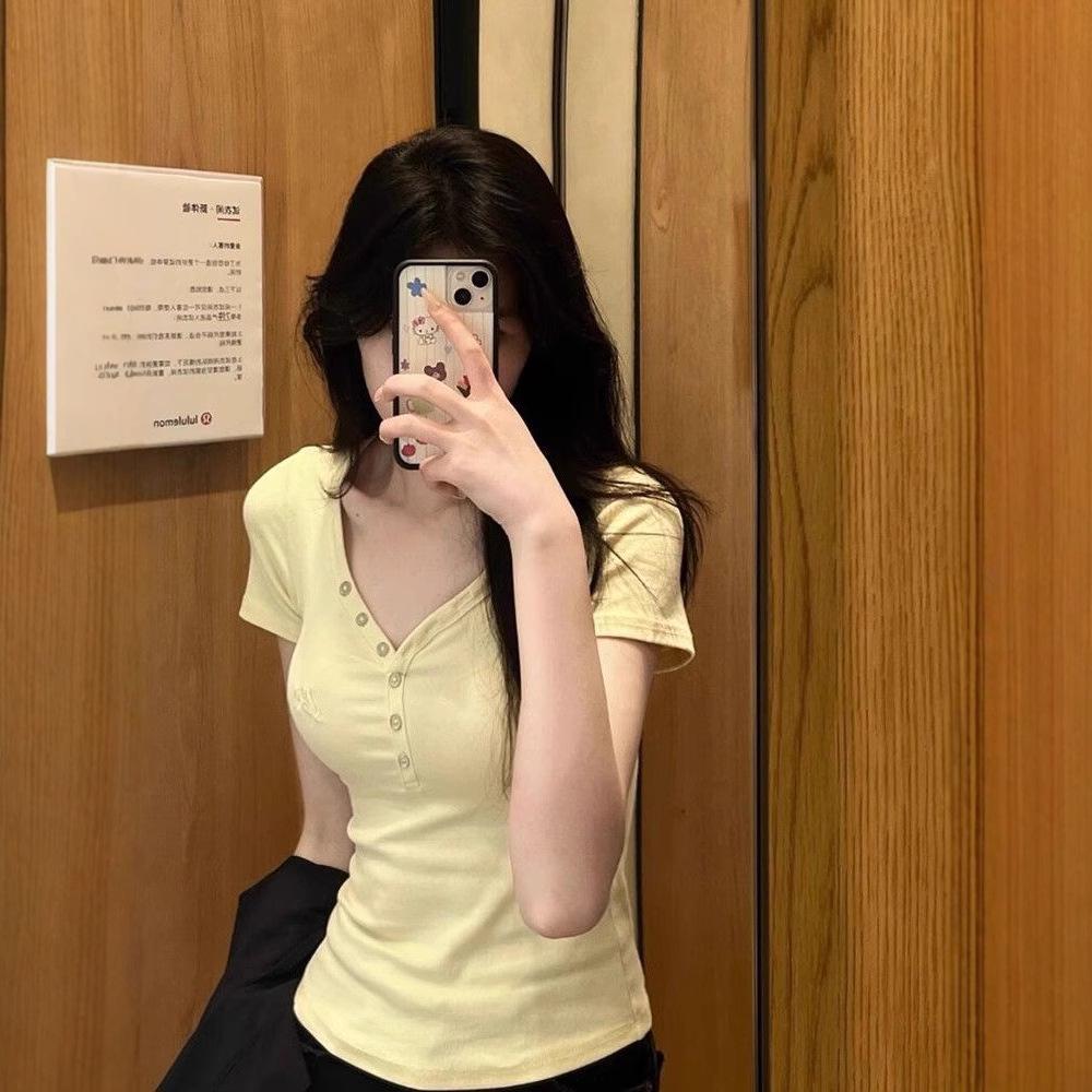 Women's Spicy Yellow V-Neck Short-Sleeve Slim Fit T-Shirt, Summer 2025 Design