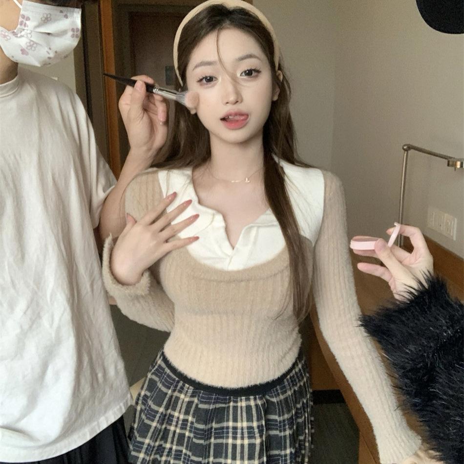 

Can be spicy or sweet autumn and winter design sense polo collar fake two pieces slim short sweet sister sweater knitted sweater outer wear one size fits all хакі