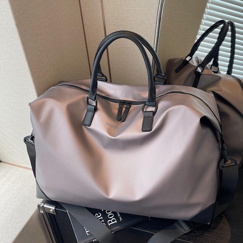 Große Damen-Reisetasche mit Nass-/Trockentrennung für Kurztrips und Fitness