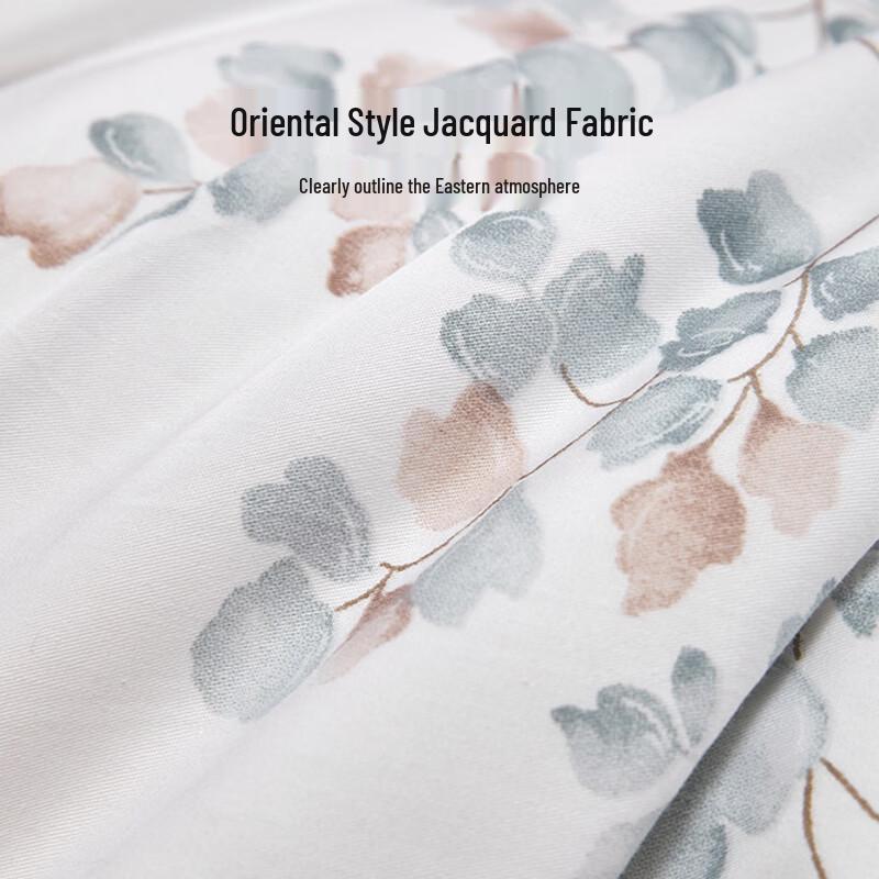 SILKUEEN Leaf Whisper Mulberry Silk Summer Quilt