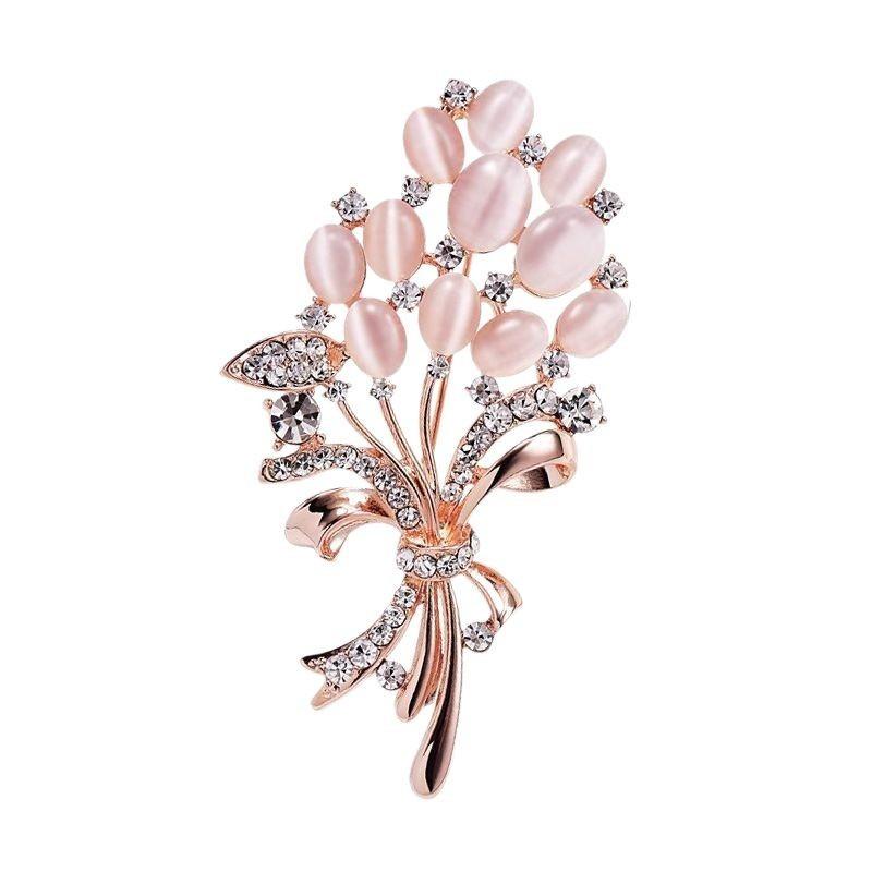 "Dian Chen Hua Brooch: High-end Women's Exquisite Brooch, Elegant Brooch, and High-end Design Accessory.