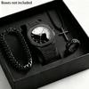 Trendiges Schwarzes Mode-Quarz-Armbanduhr & Schmuck-Set für Herren: Armband, Ring, Halskette und Geschenkbox