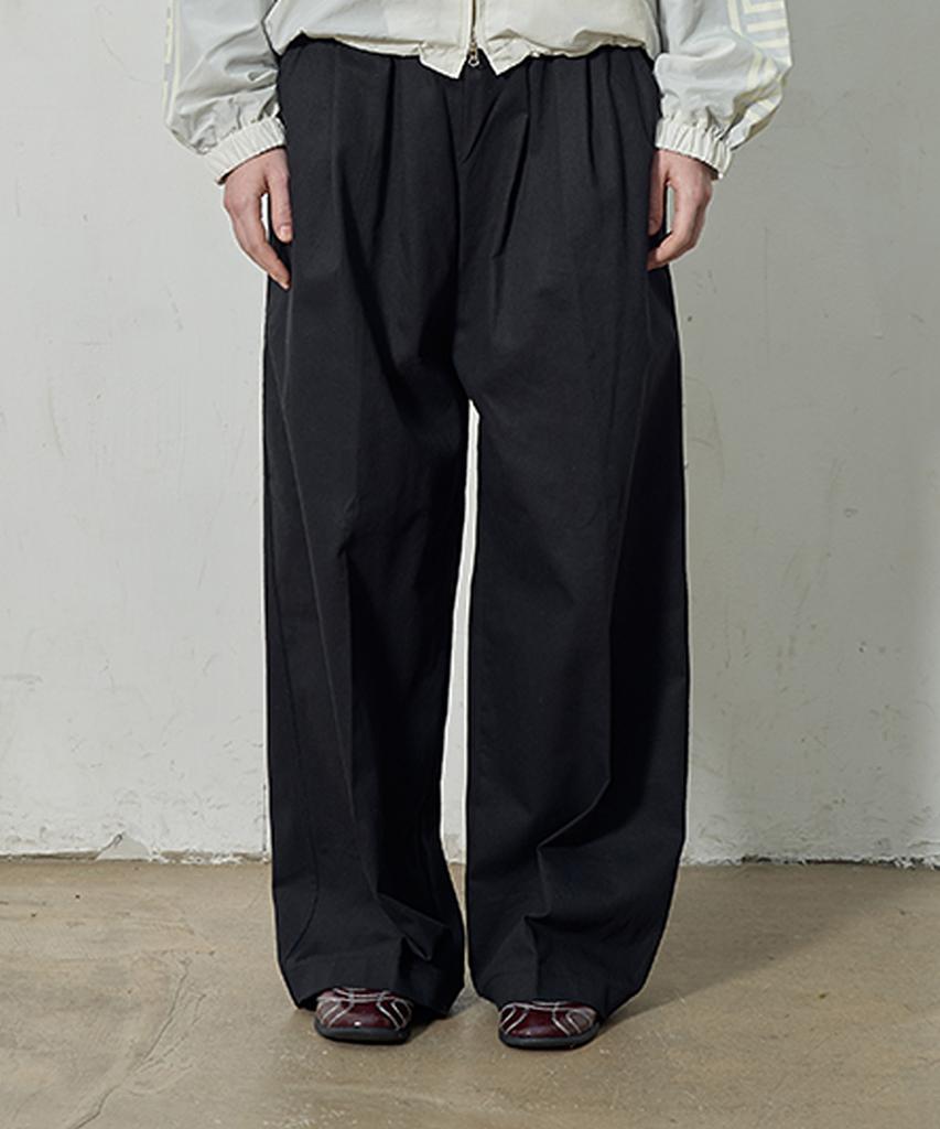 MUTTLETT Two-Tuck Work Pants / Black
