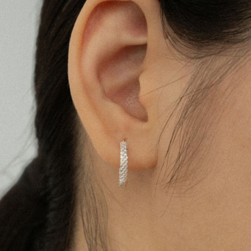

NORMALLEE [Silver 925] Condense One-touch Earrings Silver