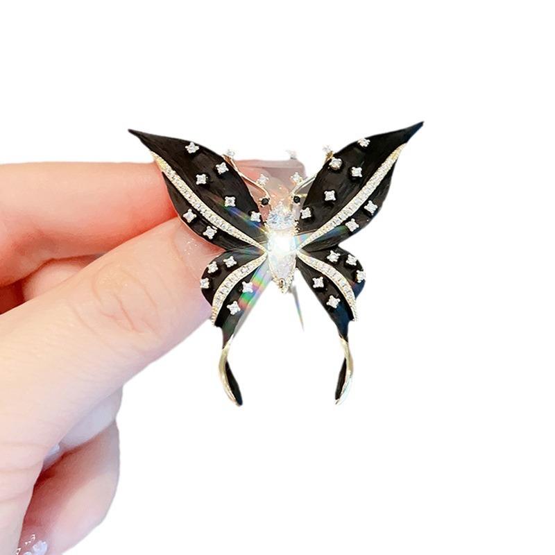 Black Butterfly Brooch A High-end and Sophisticated Design Pin for Women
