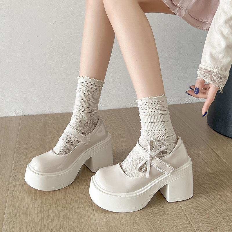 Retro black British thick high-heeled small leather shoes women's 2025 new summer skirt French Mary Jane single shoes
