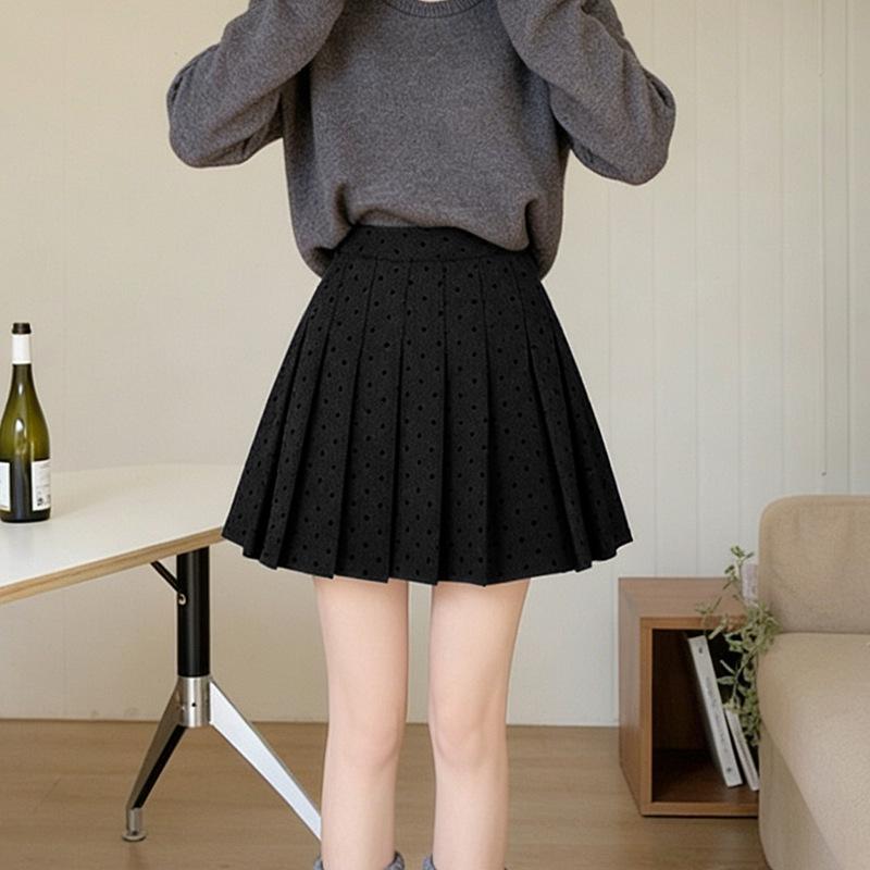 

Versatile High-Waist Heart Polka Dot Pleated Short Skirt M