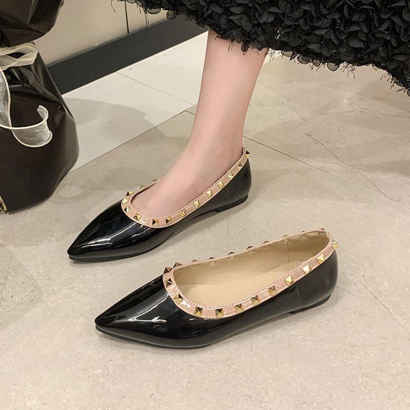 Flat-heeled Women's Shoes, Europe, America and the United States In the Spring of 2025, the New Shallow-mouth Foot Cover, Thick Heel, Pointed Head, 