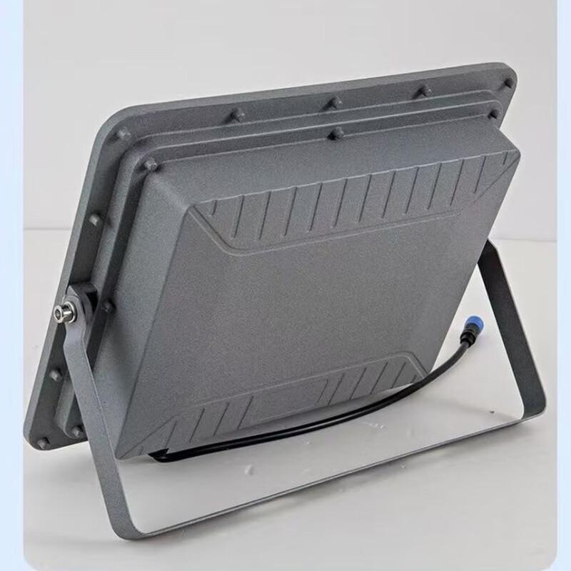 NuFeng Solar Powered Outdoor Light