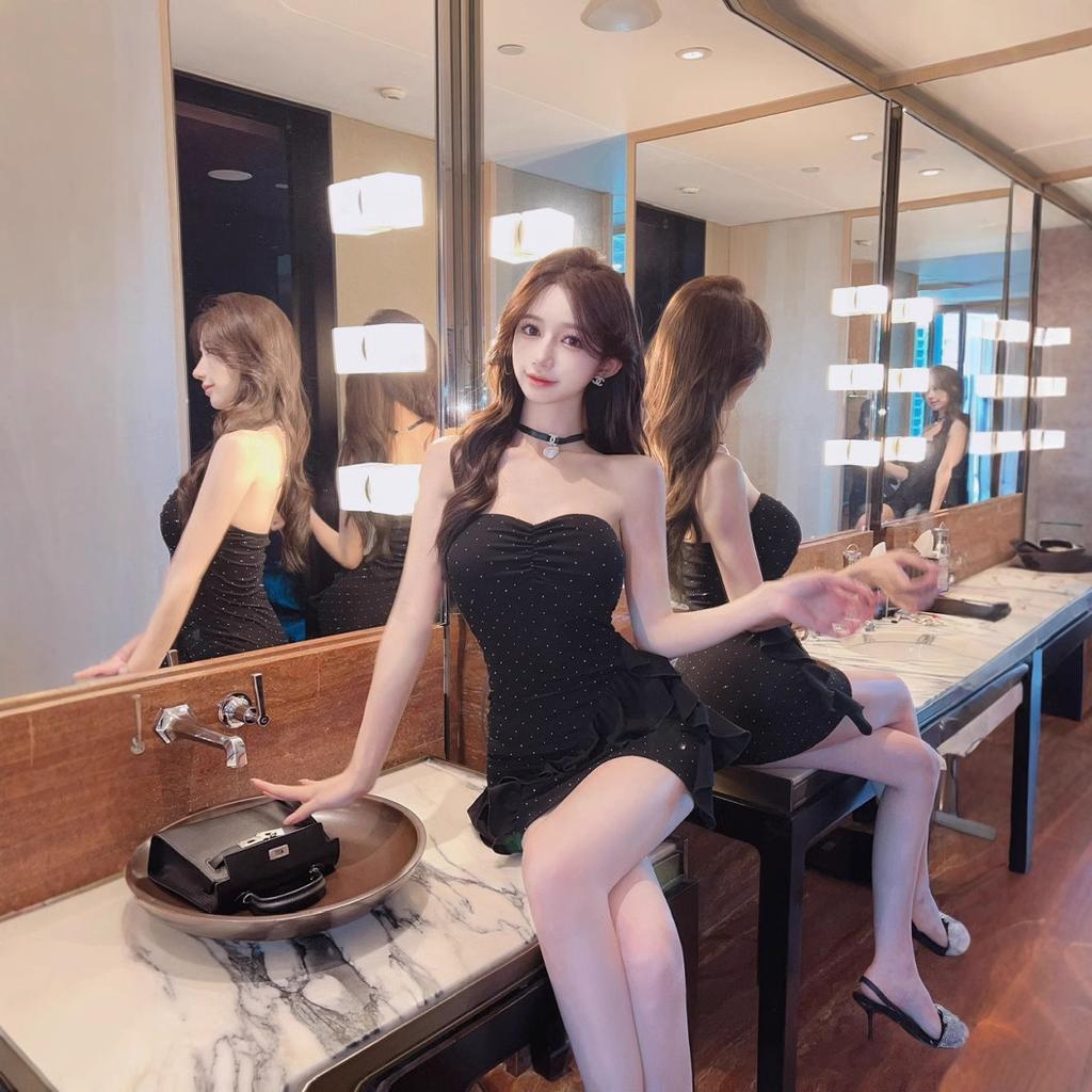 Pure desire design beads one-word shoulder tube top, waist and thin irregular short hip skirt women's autumn