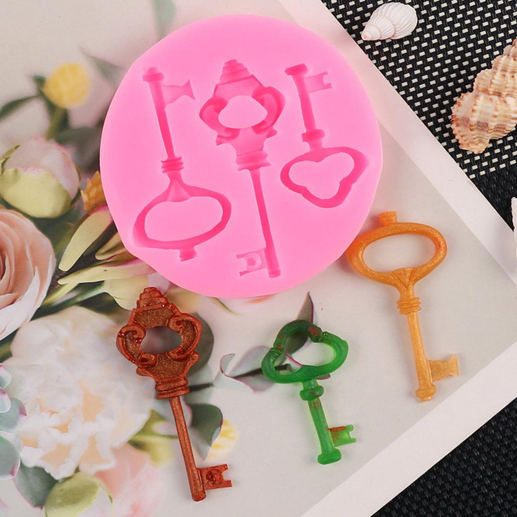 Vintage Resin Keychain Pendant Mold In Unique Key Design For Personalized Bag Decoration Crafting And DIY Projects
