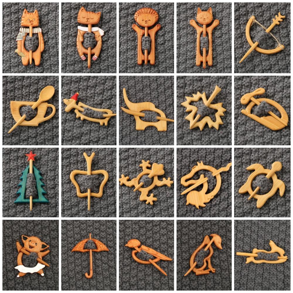 Umbrella Dancing Piggy Wooden Brooch Bunny Kitty Scarf Buckle Cute Animal Sweater Pin  Sweater