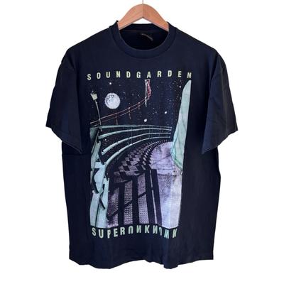 Vintage Soundgarden Superunknown 1994 Tour 90s Metal Band Sz XL T-Shirt REPRINT Unisex T-Shirt