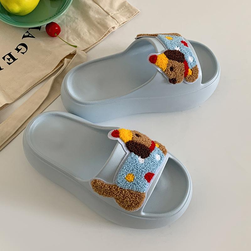Dachshund lightweight thick-bottomed one-word slippers for women's summer wear, non-slip and cool slippers for stepping on shit