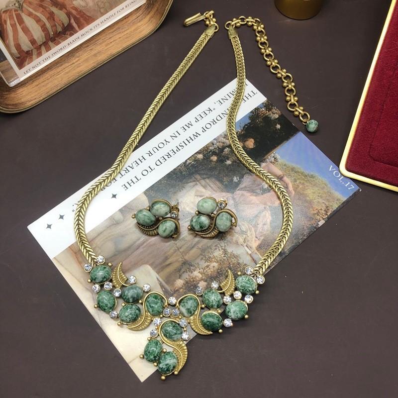 Vintage Design Copper Chain Made Old Gold Qinghai Green Turquoise Lapis Lazuli Necklace Stud Earrings Set Elegant Versatile Jewelry