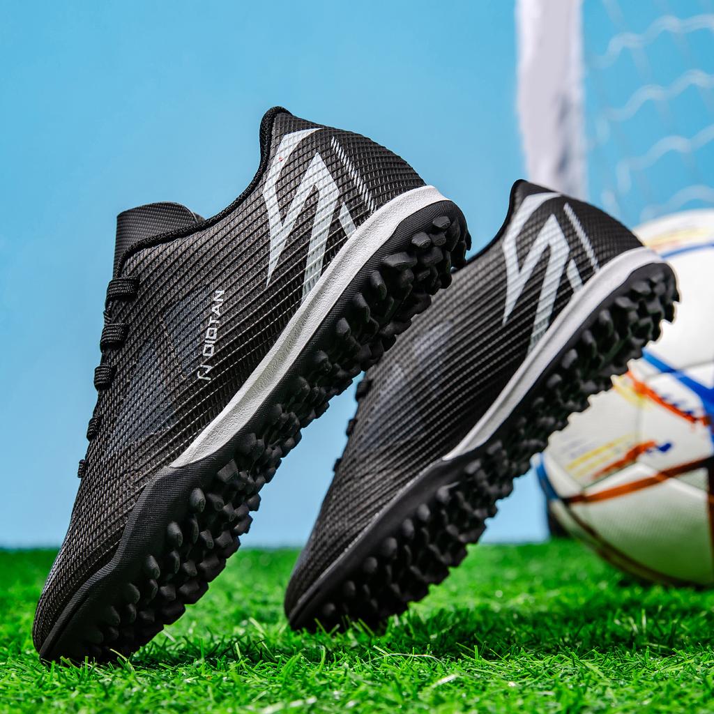 Scarpe da Calcio da Uomo in Tessuto PU, Chiodi in Gomma TF per Turf, Antiscivolo e Durevoli, Adatte per l'Allenamento di Calcio