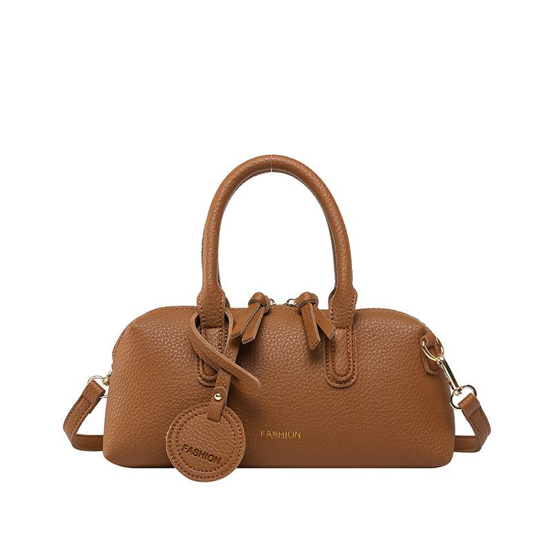 Fashion portable baguette bag women's 2025 summer new trendy shoulder pillow bag casual foreign style oblique span bag