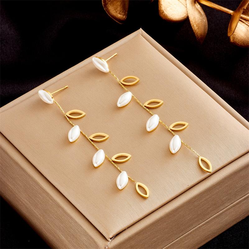 

Fashion Minimalist Pearl Willow Leaf Hollow Long Drop Earrings, Light Luxury Elegant Earrings