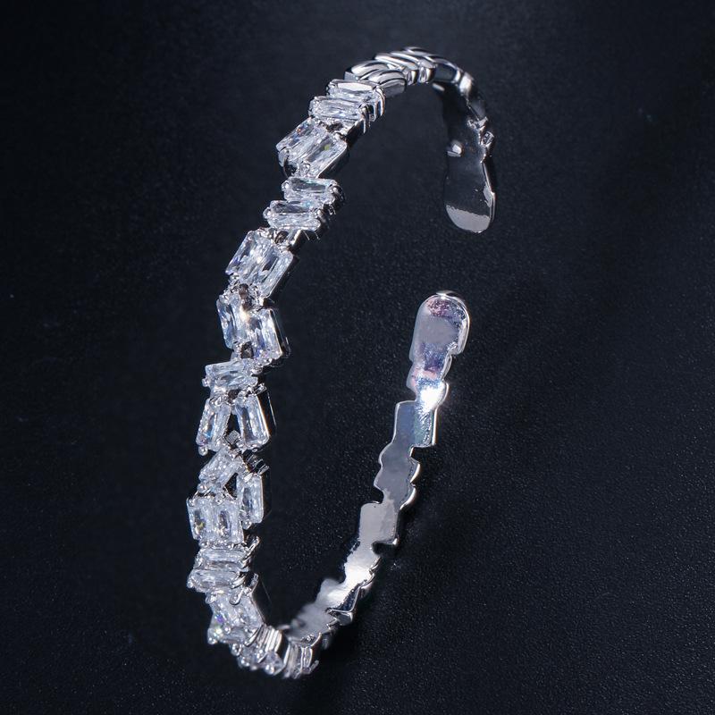 

Аксессуары, Ювелирные изделия 3A Циркон Покрытие Настоящим Золотом Открытые Браслеты, Браслеты белого золота