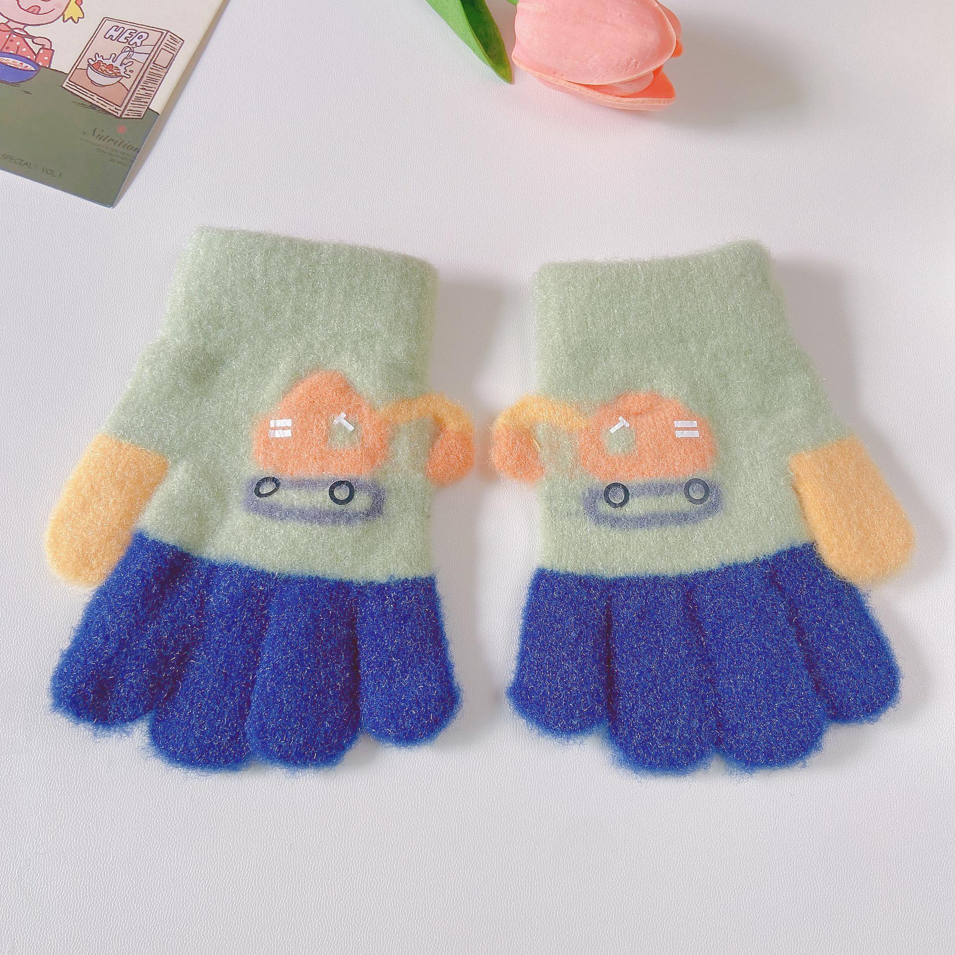 

Kids Winter Fleece Gloves, Small, Warm, Five-Finger Design for Writing, Unisex with Excavator Print кирпич красный